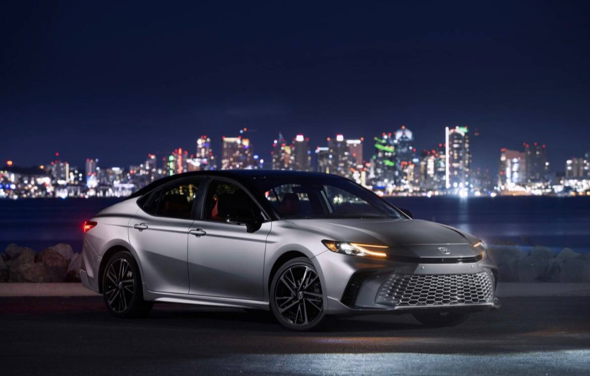 Toyota Camry Hybrid